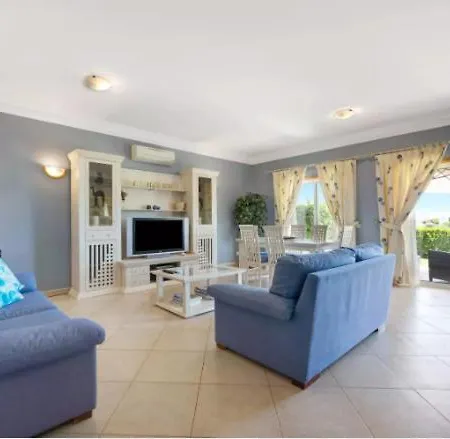 Casa Diandra Beach, Pool, & Golf In Luxury